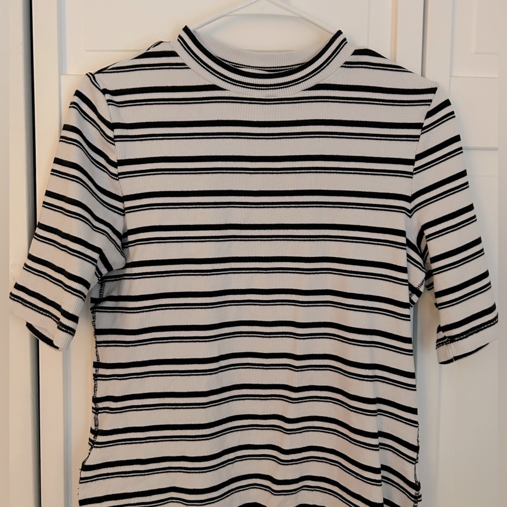 Anthropologie Maeve Black and White striped short sleeve shirt